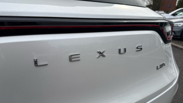 Lexus LBX 1.5 Premium Plus 5dr E-CVT Hybrid Hatchback